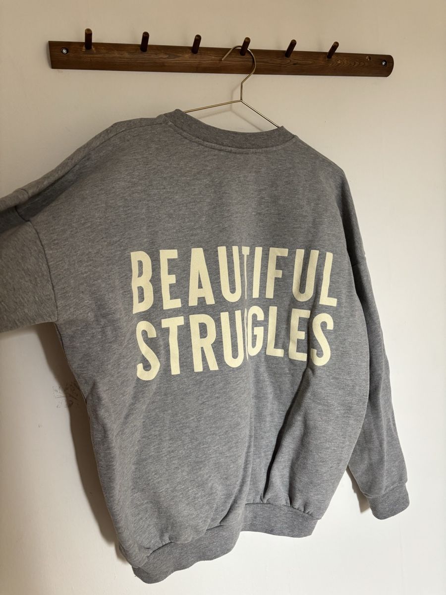 Maglioni & Felpe: Grauer Sweater "Beautiful Struggles" – Usato da Wabern venduto da KurtMe33 2