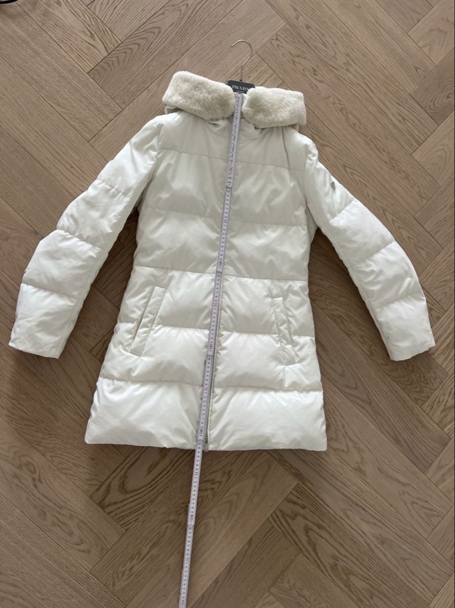 Prada Giacche: *PRADA* Weisse Winterjacke – Usato da Horgen venduto da Christina93Jolina 2