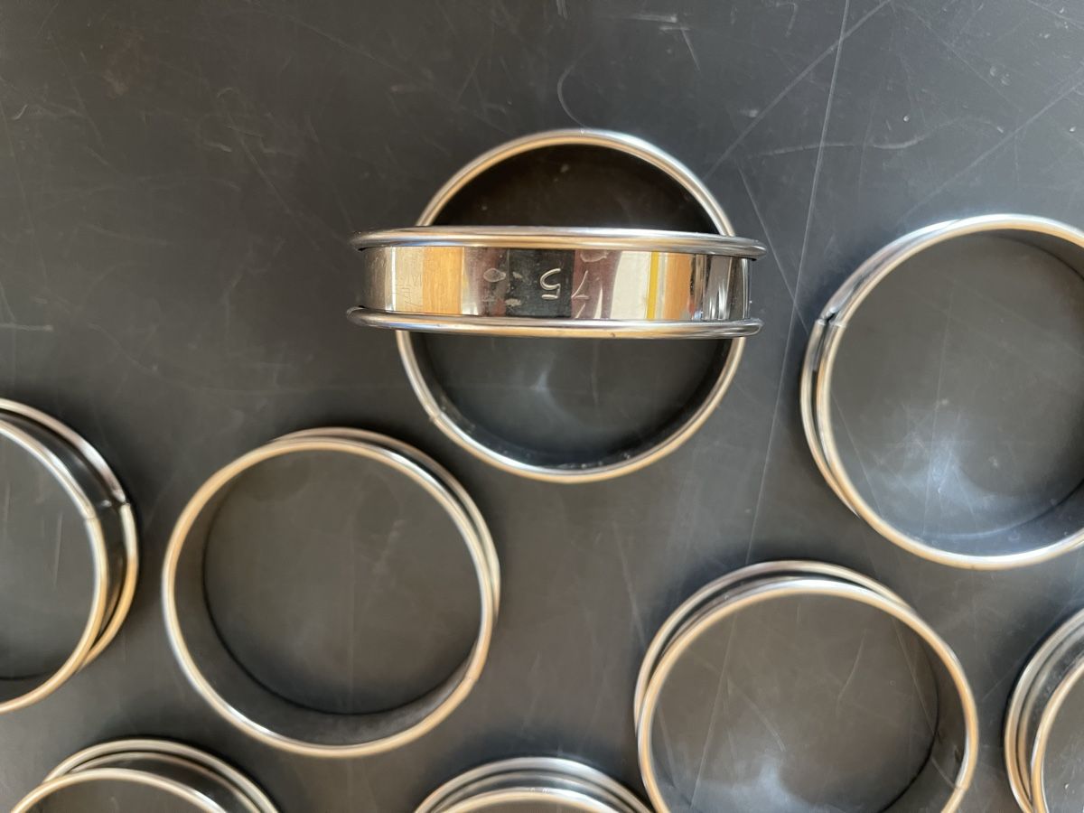 Elettrodomestici da cucina: 2x40 TOP Anrichte Ringe ROBUST  – Usato da Dittingen venduto da Cervolino77 4