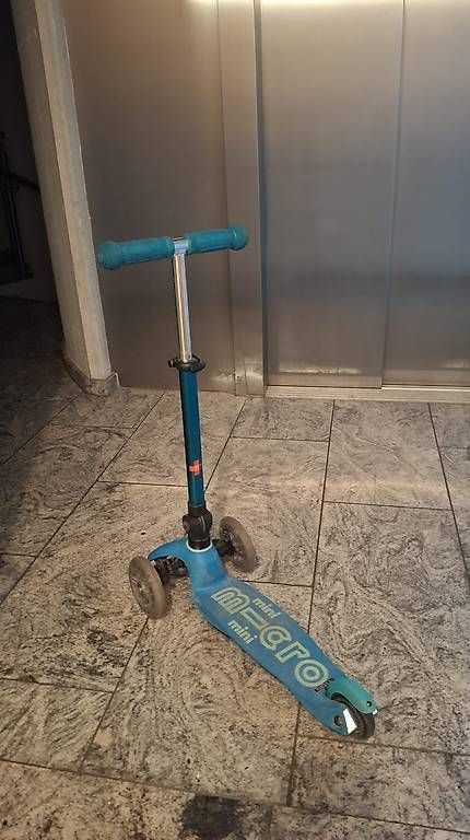 Kickboard: Micro Scooter – Neu und originalverpackt aus Malans GR von A_Gartmann