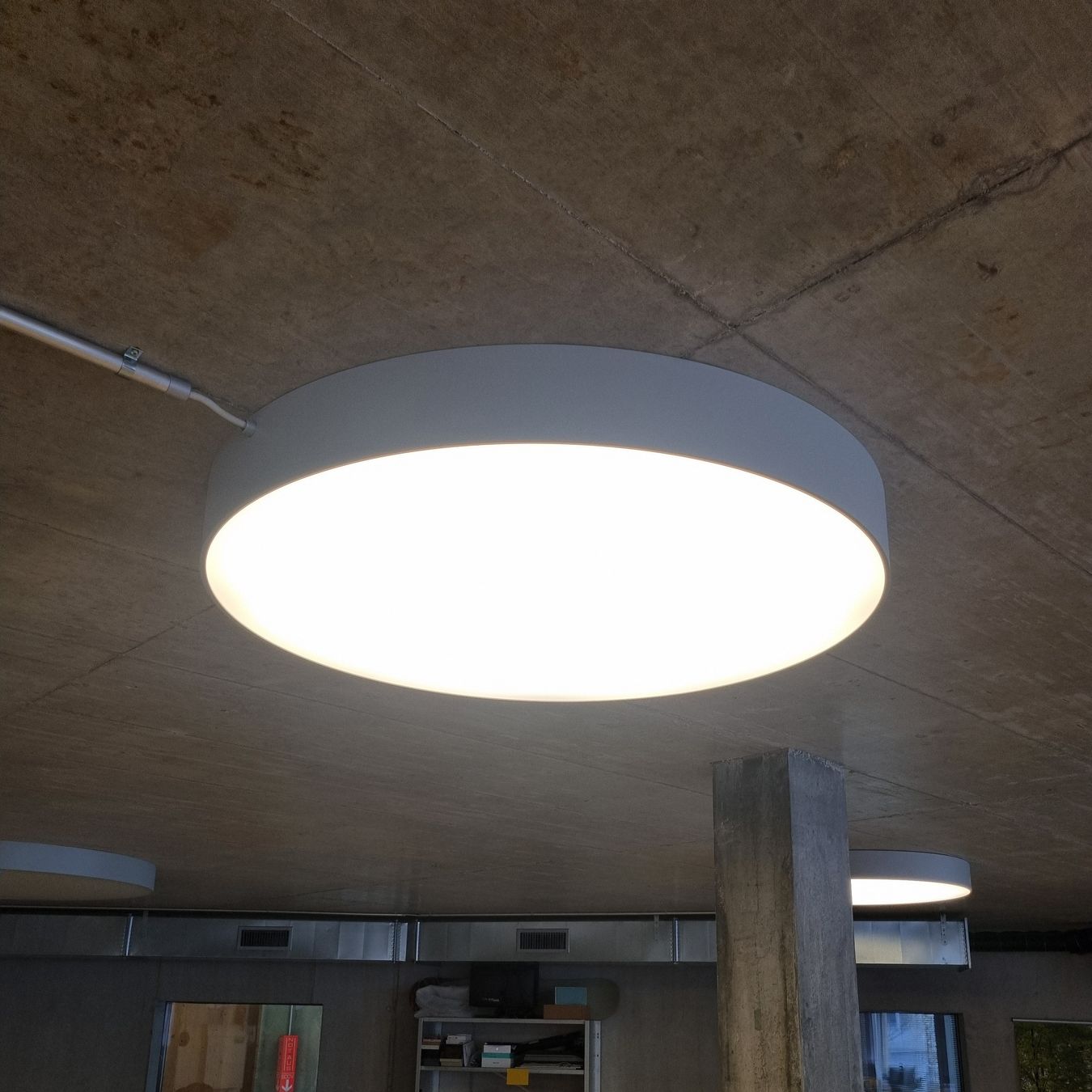 Lustres & lampes de plafonds: VELA R LED Deckenleuchte Ø95cm Ceil.Opal DIM DALI – D'occasion à Affoltern am Albis par Zapro