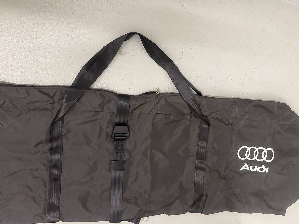 Taschen: Audi Ski Bag. neuwertig  – Gebraucht aus Dübendorf von lilasonderbar