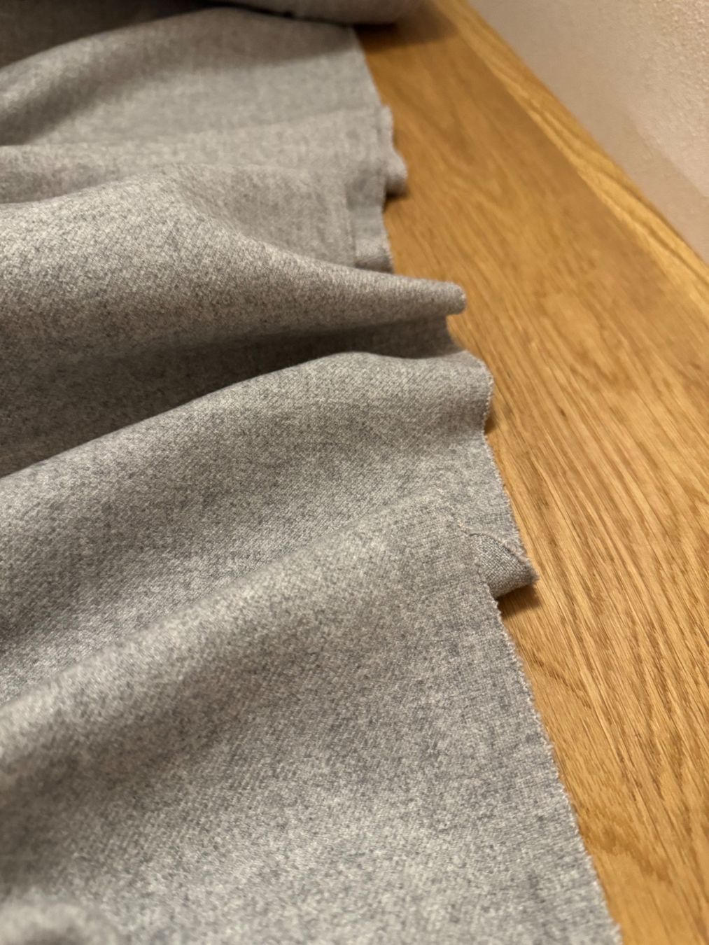 Stoffe: Kaschmir Stoff Meterware Wolle Mantel Blazer Anzug grau – Neu (gemäss Beschreibung) aus Faulensee von Liebes_Kind_2019
