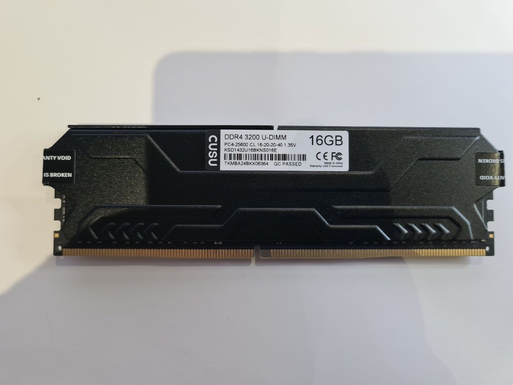 Memory / RAM: 16 GB RAM-Karte  DDR  3200 – Gebraucht aus Kilchberg ZH von  1