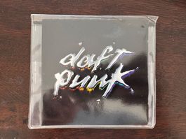 CD „Discovery" von Daft Punk in Softcover-Hülle