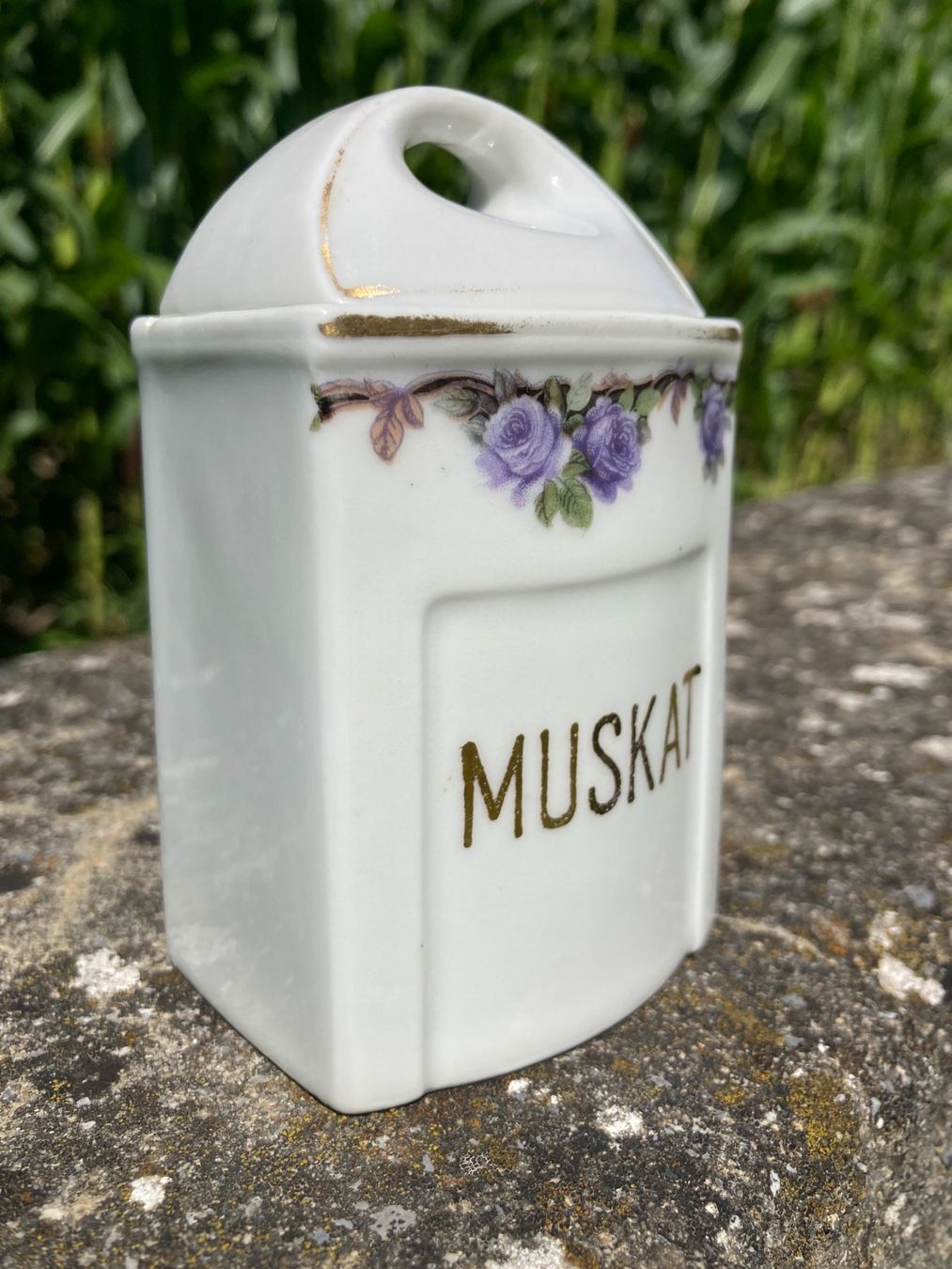 Zuccheriere: ANTIKE  DOSE  PORZELLAN  MUSKAT – Usato da Subingen venduto da ArtBead 1
