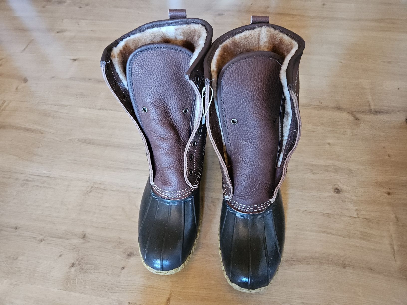 Scarpe da uomo: LL Bean Boots Lamfell / Shearling EU43 / US10 / UK9  – Nuovo e nell'imballaggio originale da Liesberg venduto da mcr_jkf8 2