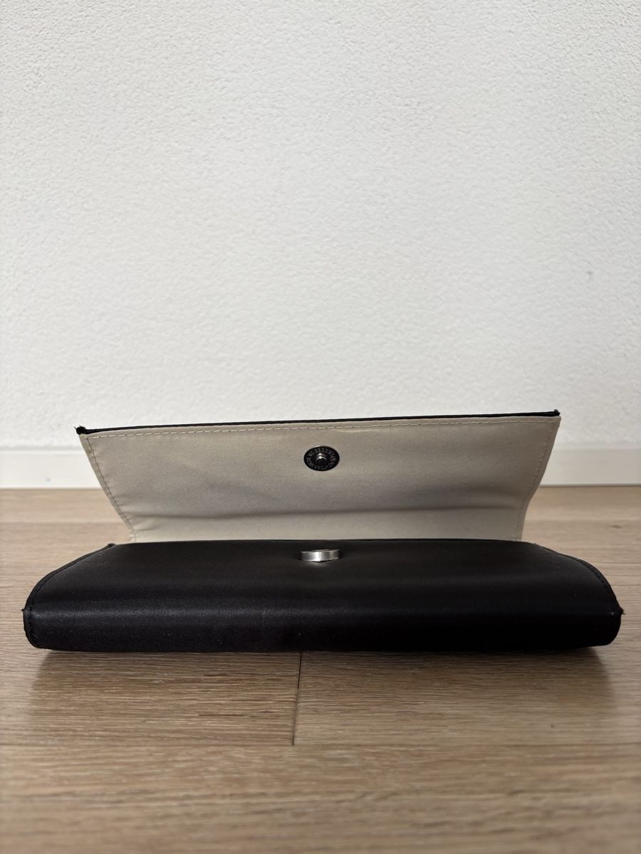 Borse da donna: Schwarze Clutch mit silberner Kette - NEU – Nuovo (secondo la descrizione) da Staufen venduto da yam_6989 4