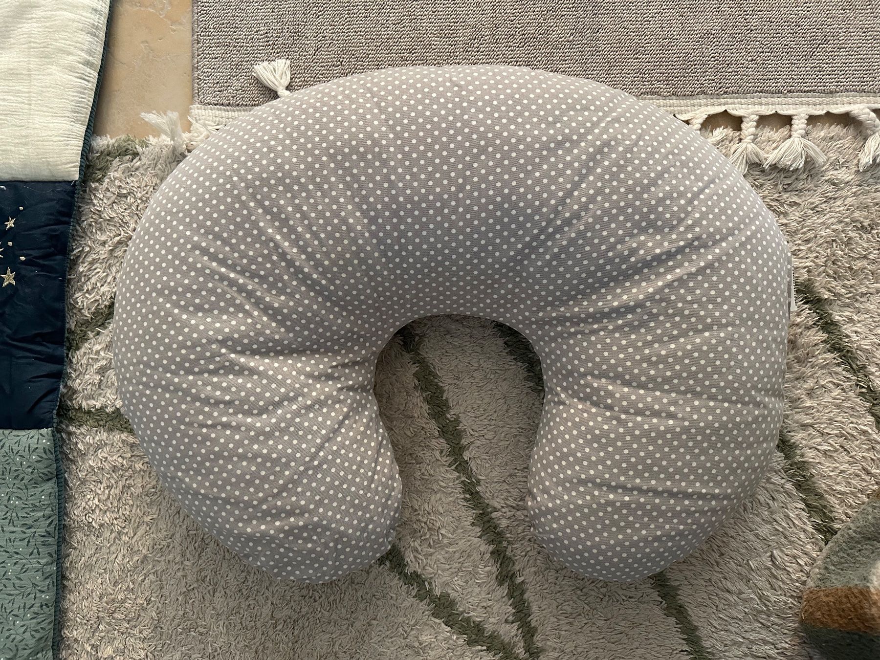 Theraline Coussins: Stillkissen Theraline – D'occasion à Bassersdorf par ElSchlama