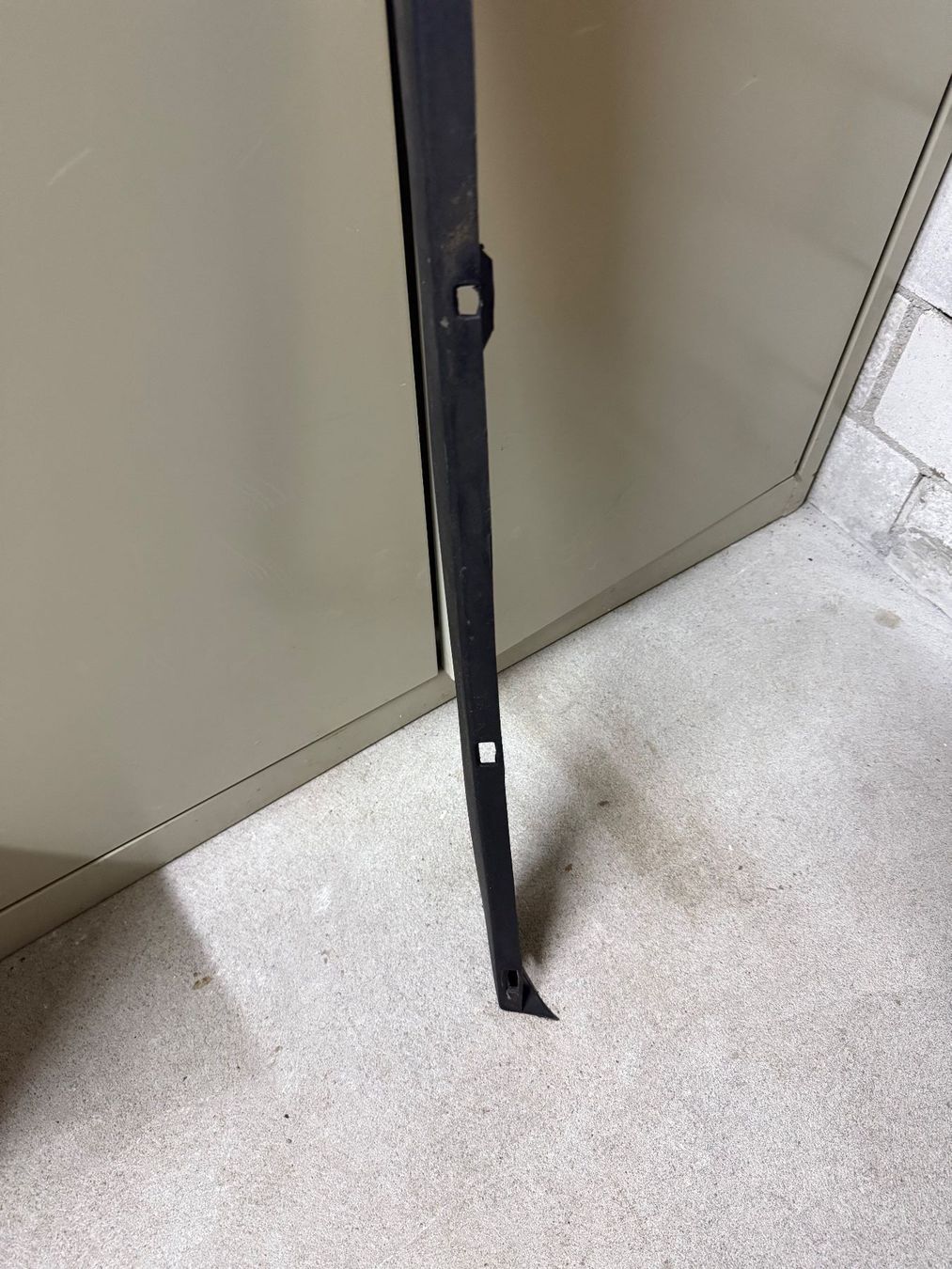 VW Tutti pezzi di ricambio auto: VW Golf I Bugspoiler klein – Usato da Goldswil venduto da noobmithoot 2