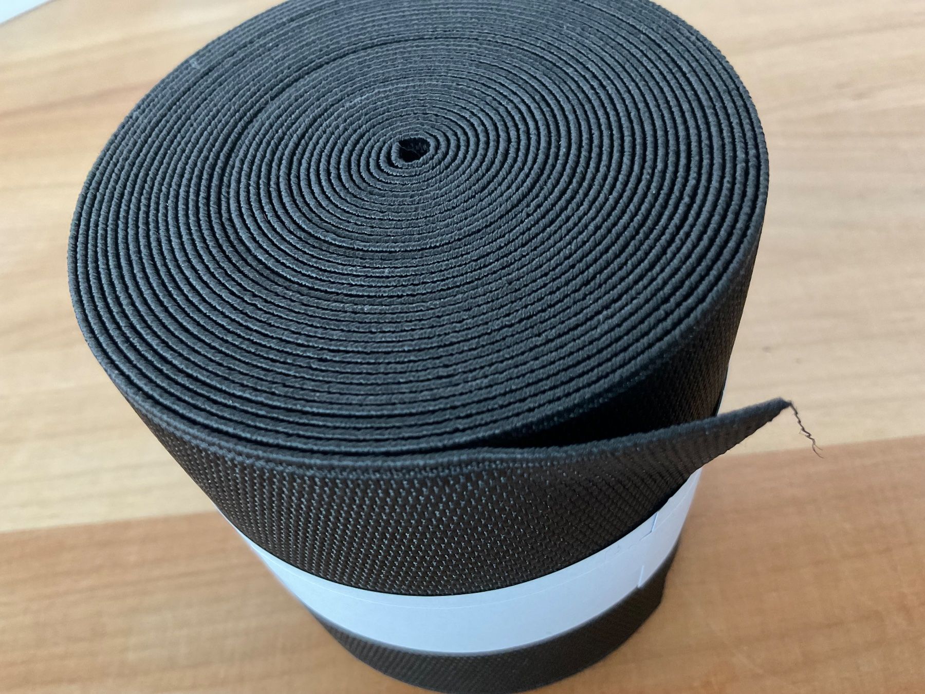 Tessuti: Textil Webband / Gummiband schwarz 4 Meter lang – Usato da Rümlang venduto da BoutiqueMonique16