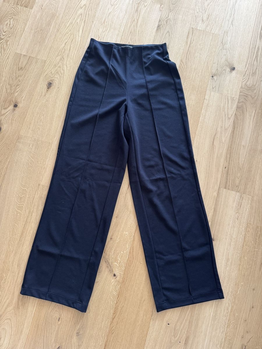 Only Pantaloni: ONLY Stoffhose, Grösse S – Usato da Zollikofen venduto da alessia.sarah