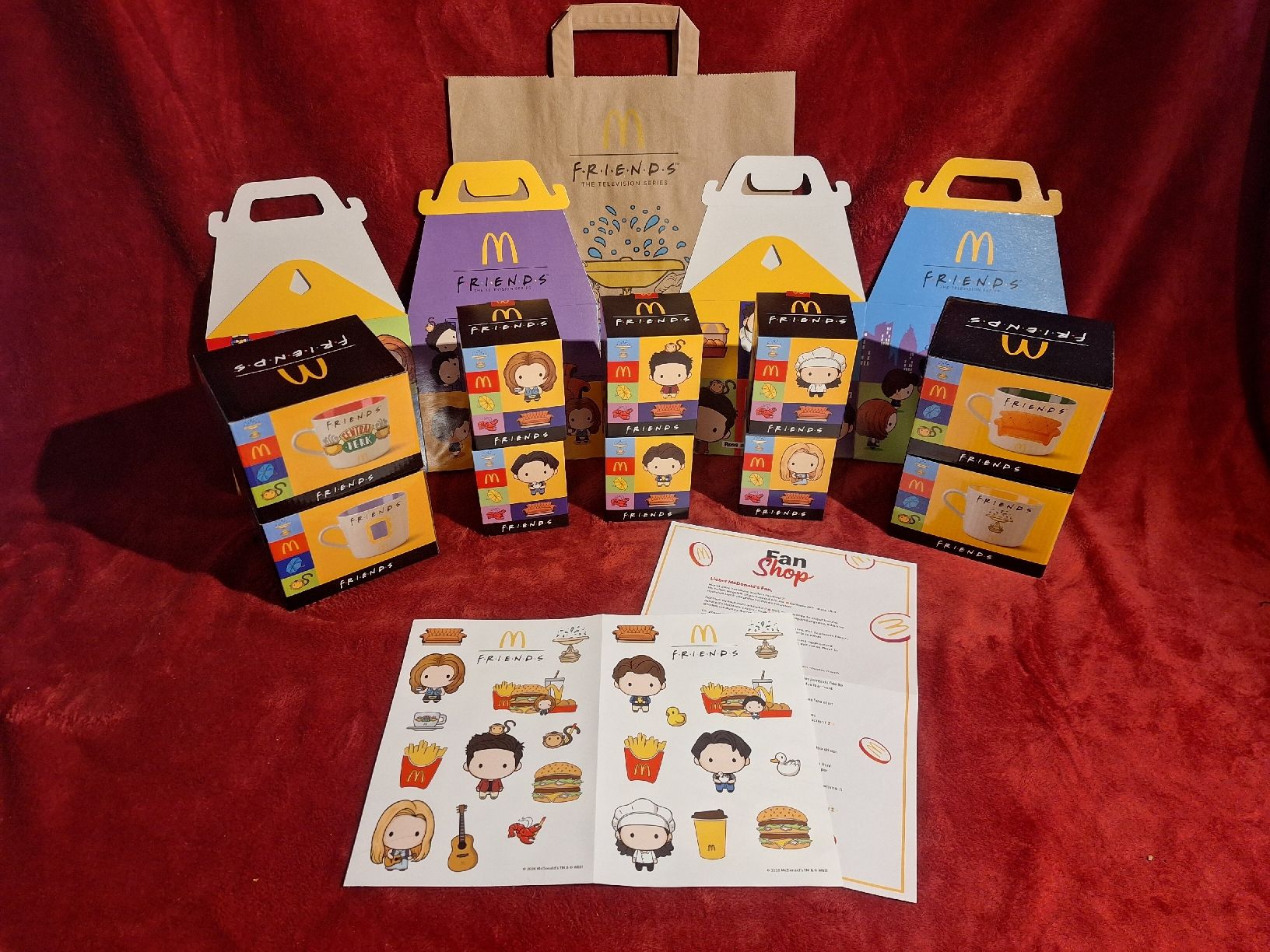Mc Donald's Statuette: Friends Figuren Mcdonalds, Masterset – Nuovo e nell'imballaggio originale da Menzingen venduto da jon_kny7