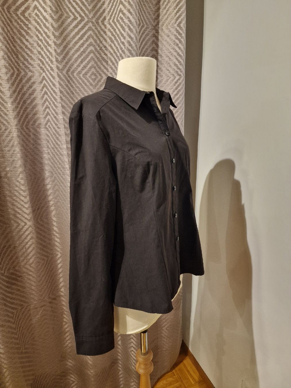 Primark Camicette: Chemisier noir Primark - taille 42 – Usato da Perly venduto da dayna_46