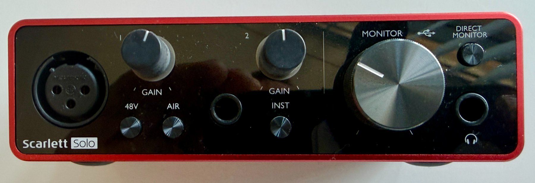 Attrezzatura per studi di registrazione: Focusrite Scarlett Solo 3rd Gen USB Audio Interface – Usato da Wila venduto da Jpk8201 1
