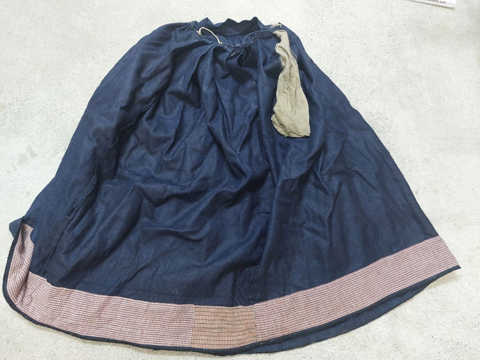 Gonne: Vintage Rock, Nostslgie – Usato da Summaprada venduto da nora014 3