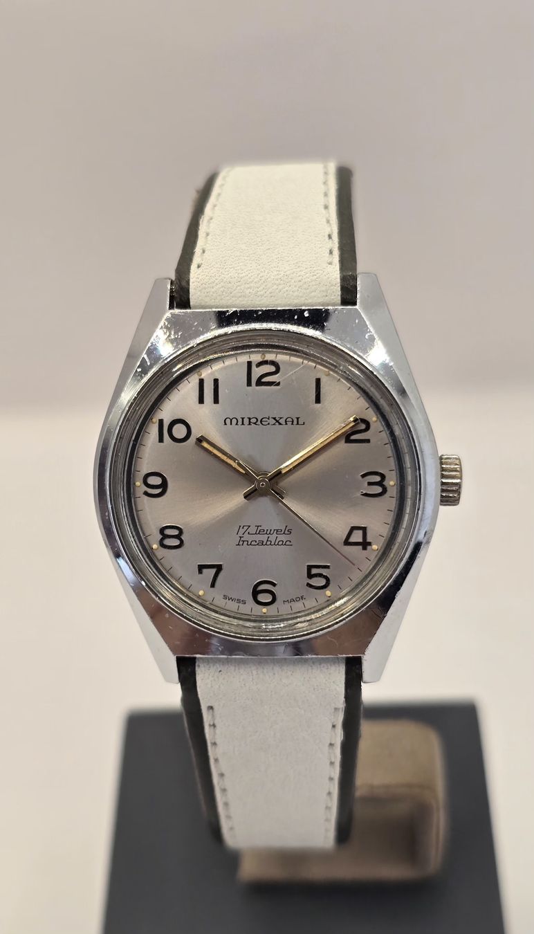 Mirexal Montres: Mirexal Incabloc Hand-wind 32mm – D'occasion à Minusio par AGSuhren