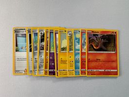 Pokemon TCG Konvolut aus Schwert & Schild (2020) 12 Karten