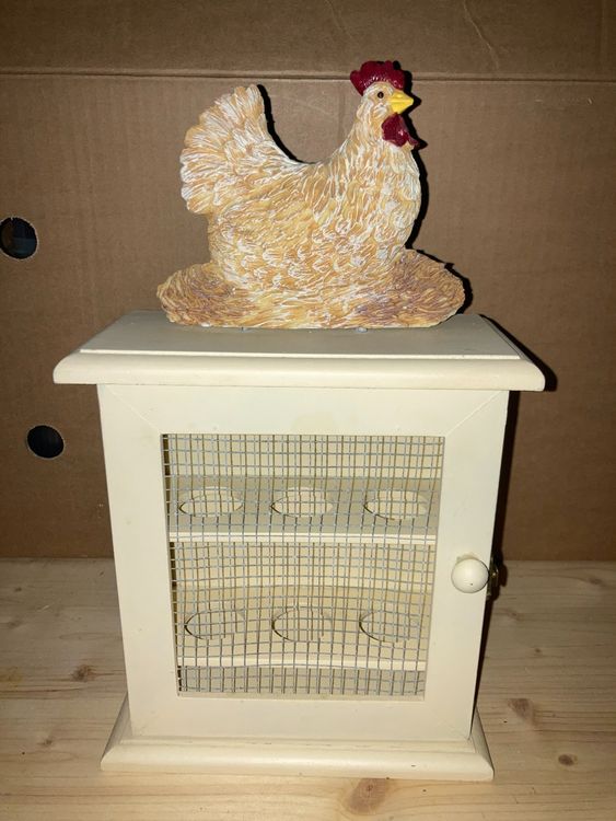 Schränkli mit Huhn für Eier | Kaufen auf Ricardo