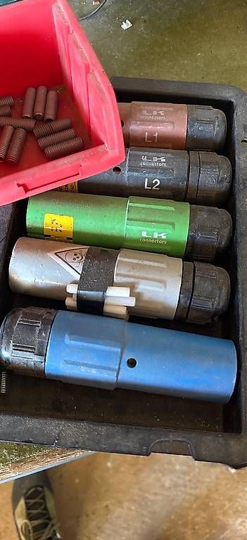 Alimentation électrique: Powerlock Steckersatz – D'occasion à Gipf-Oberfrick par Fam.Mueller.Wittnau 1