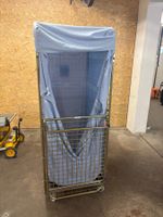 Rollcontainer/ Wäschetransportwagen mit Gitterwänden