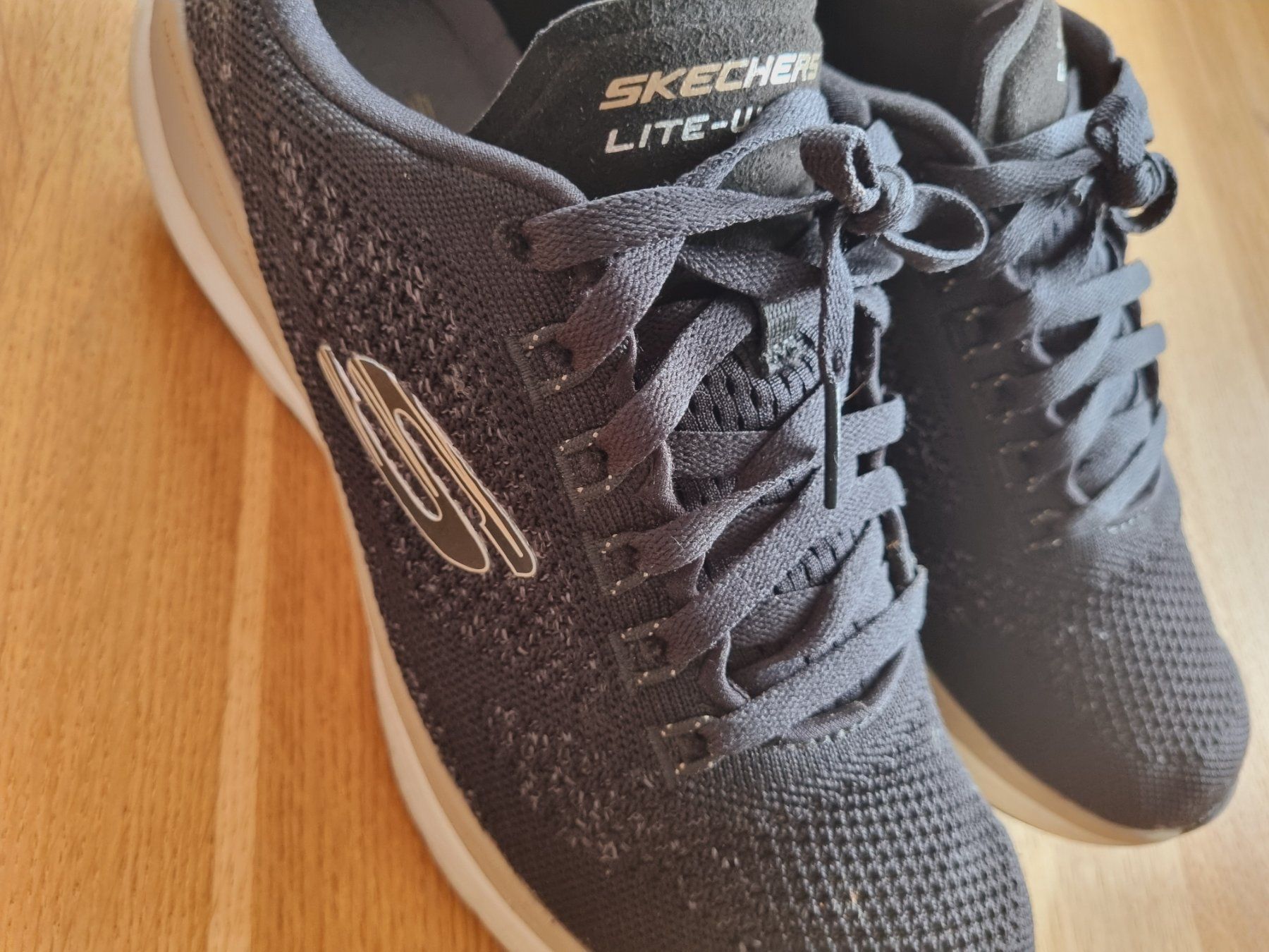 Skechers Herrenschuhe: Sneaker, Skechers, Gr.41 – Gebraucht aus Uetikon am See von Zimetstern1.0 7