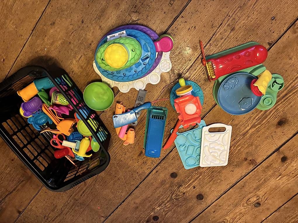Materiale per modellare: PlayDoh, Kneteformen – Usato da Knutwil venduto da Momon 1