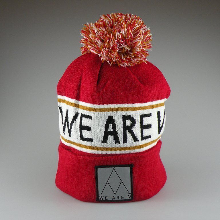 Copricapi, berretti & cappellini: Beanie von We Are V – Nuovo e nell'imballaggio originale da Schüpfheim venduto da WeAreV