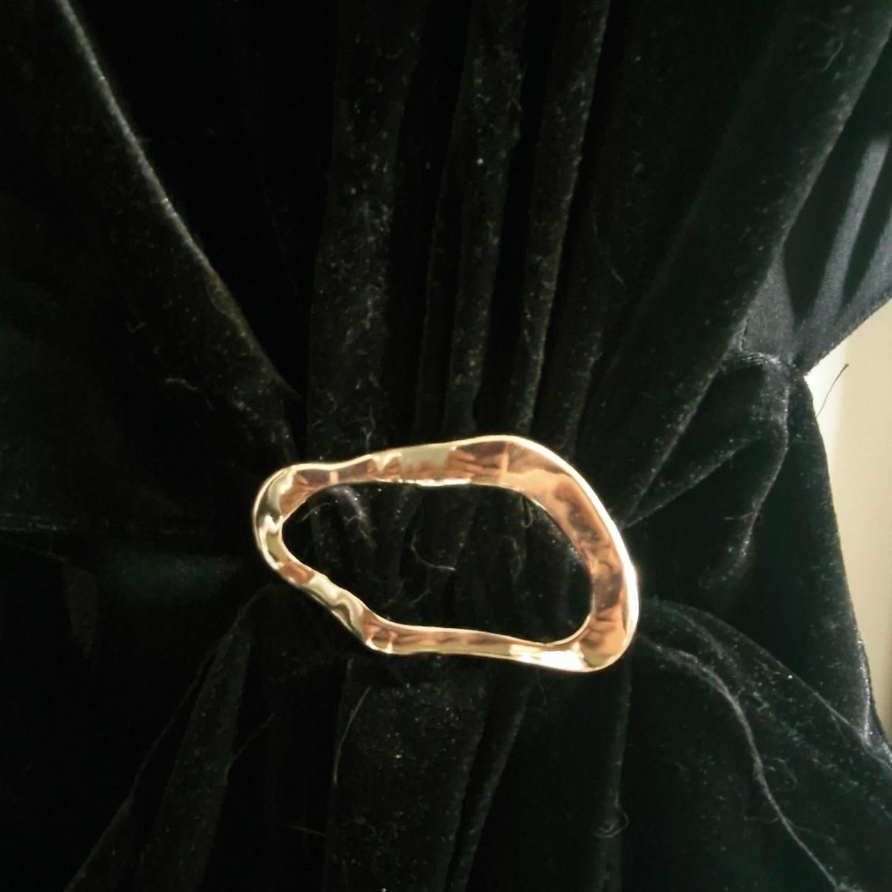 Zara Vestiti: robe noire Zara – Usato da Neuchâtel venduto da yas_zdb7 2