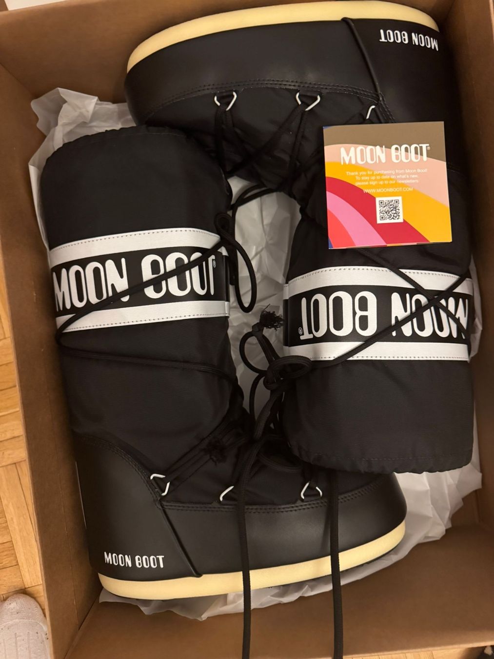 Moon Boot Scarpe da donna: Moon Boots – Nuovo e nell'imballaggio originale da Basel venduto da fairdeal061