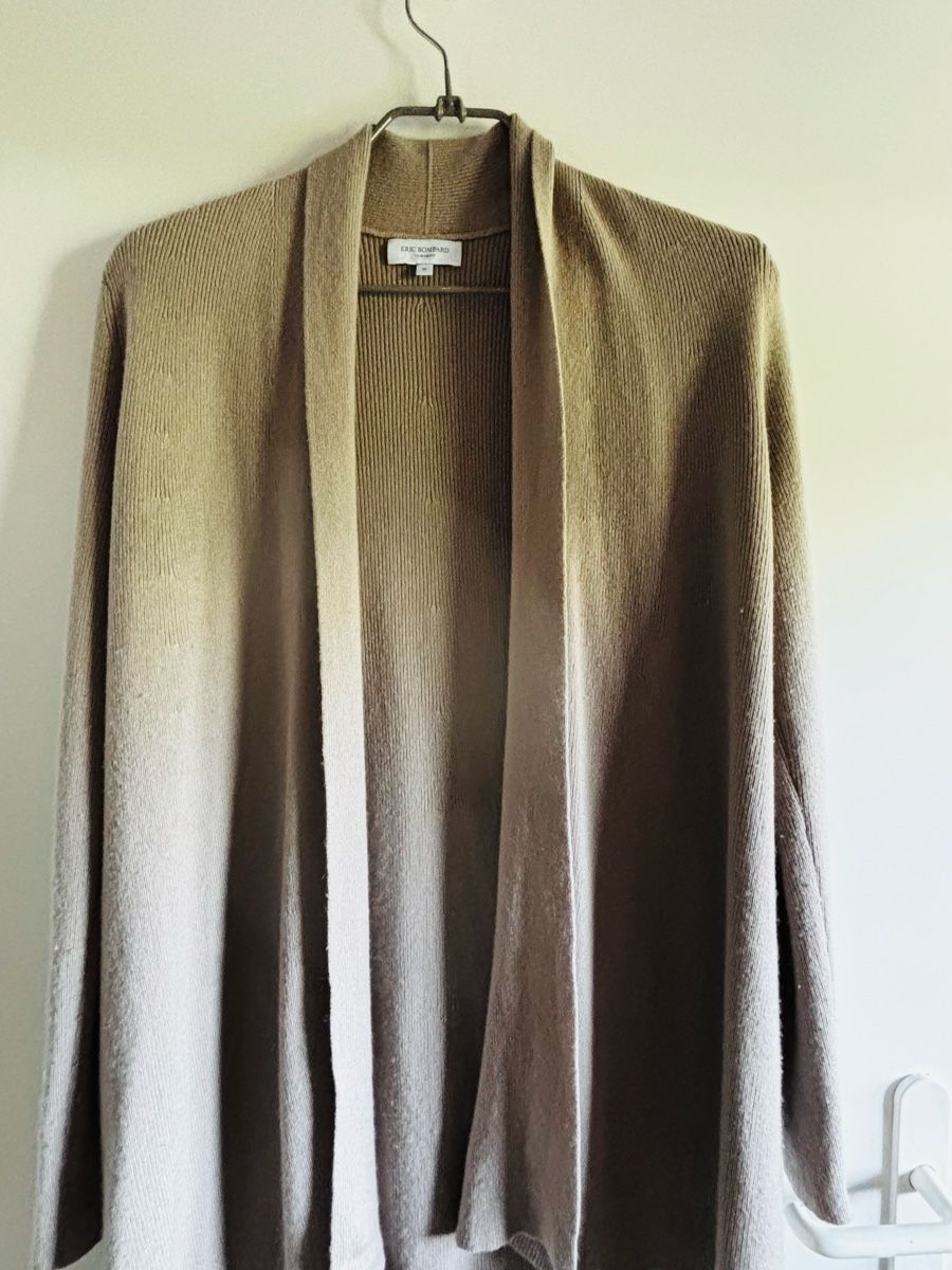 Gilets & Westen: Cardigan Eric Bompard cachemire et soie, taille M – Gebraucht aus Vésenaz von dri_rc9f 5