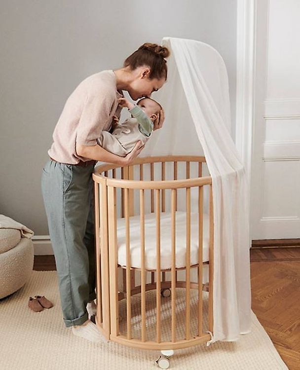 STOKKE Babybett Sleepi on sale Midi Mini und Junior