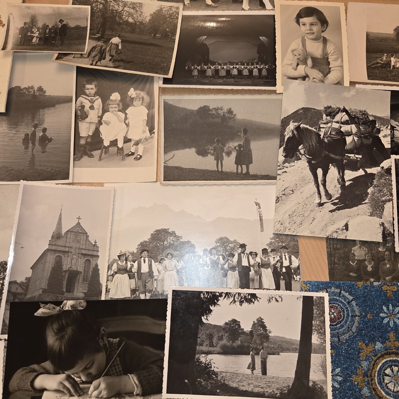 Cartoline postali: Hochdorf Konvolut alter Ansichtskarten Schweiz 69 St. – Usato da Kriens venduto da gra_fhn7 9