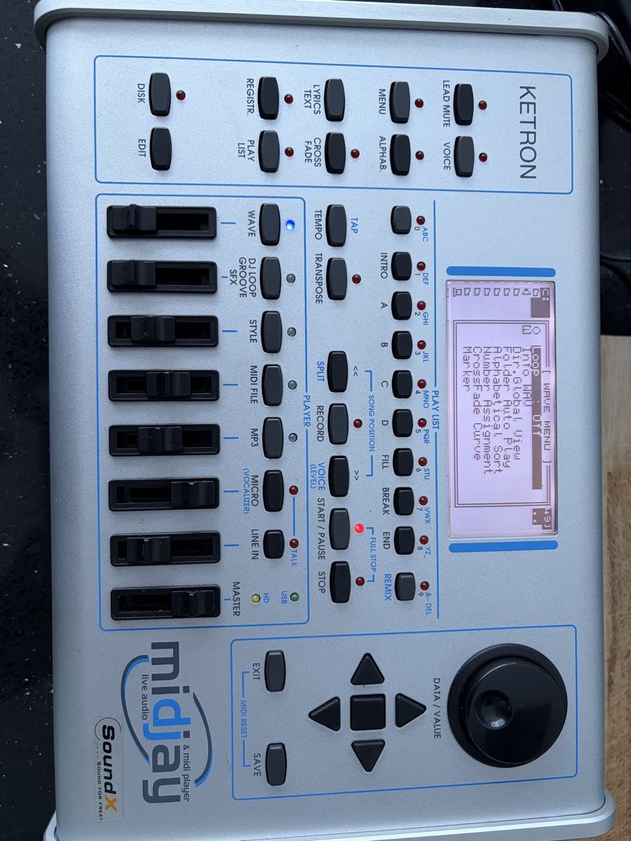 Sistema di controllo: Ketron midjay – Usato da Rickenbach SZ venduto da Ando666 3