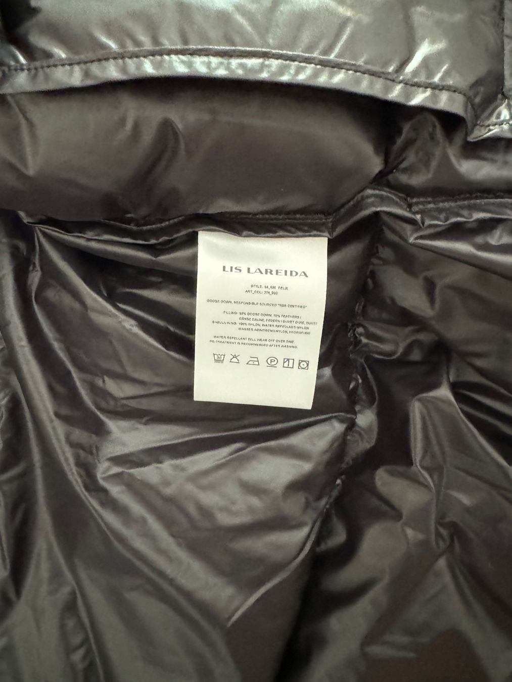 Giacche: Daunenjacke schwarz GR.38 – Nuovo (secondo la descrizione) da Thun venduto da kth_ng29 4