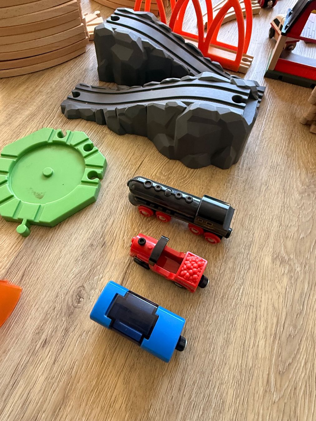 Brio Spielzeuge: Sammlung BRIO Holzeisenbahn – Gebraucht aus Muri b. Bern von Amaev 5