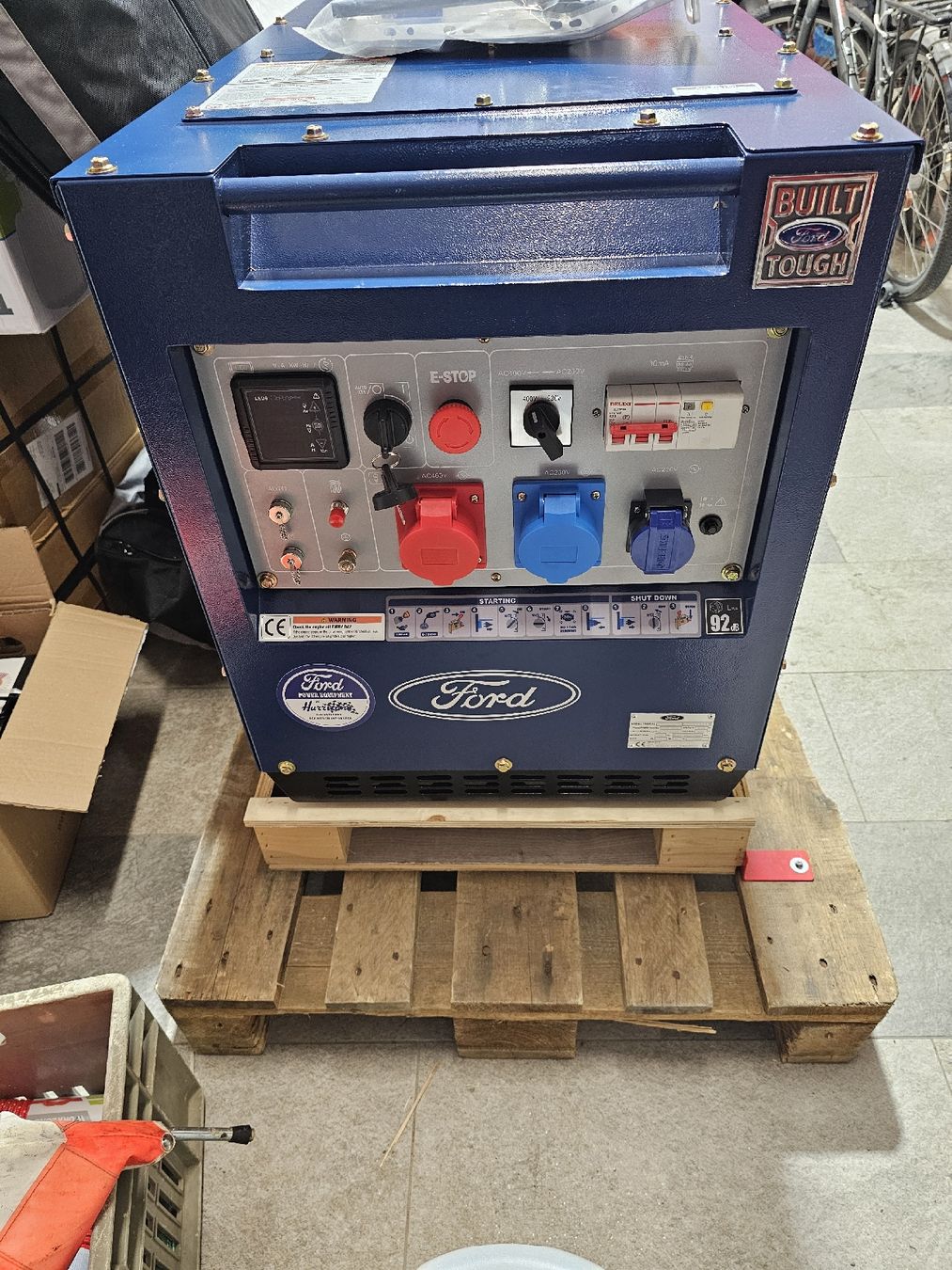 Ford Générateurs de courant: Notstromaggregat Ford HEAVY DUTY Stromerzeuger,Generator – Neuf avec emballage d'origine à Zürich par adi0111 1