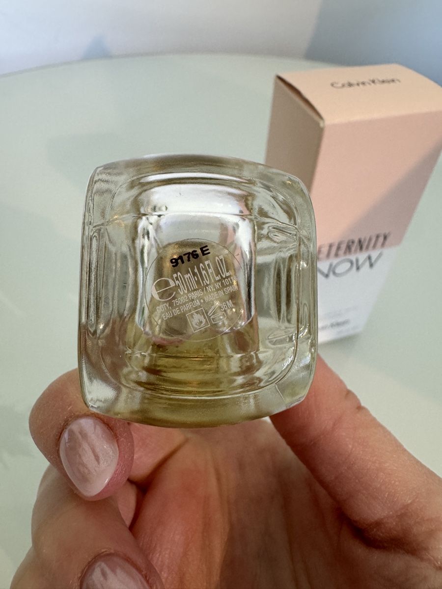 Calvin Klein Profumi & Eau de Toilette: Eau de Parfum, Calvin Klein, 50ml – Nuovo (secondo la descrizione) da Frauenfeld venduto da _smile_w 3