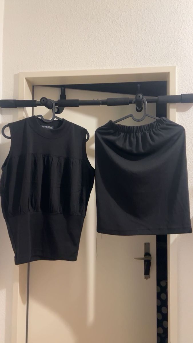 Lots de vêtements: Zweiteiler mit Rock – Neuf (Voir description) à Zürich par sha_207 3