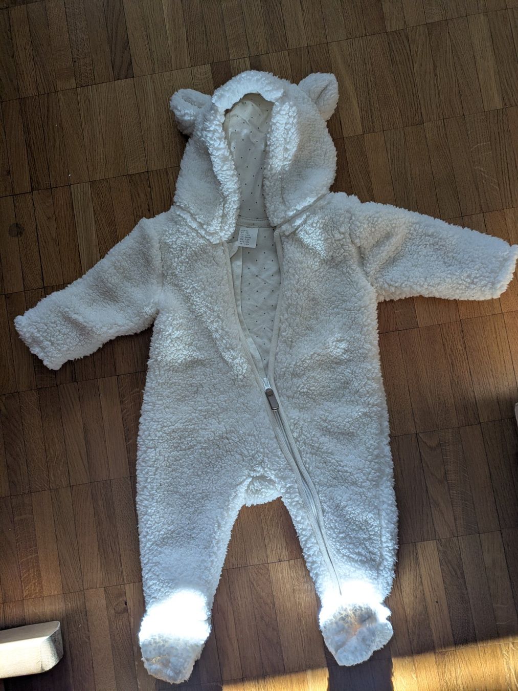 H&M Giacche & Cappotti: combinaison pilote bébé polaire – Nuovo (secondo la descrizione) da Lausanne venduto da afontcu