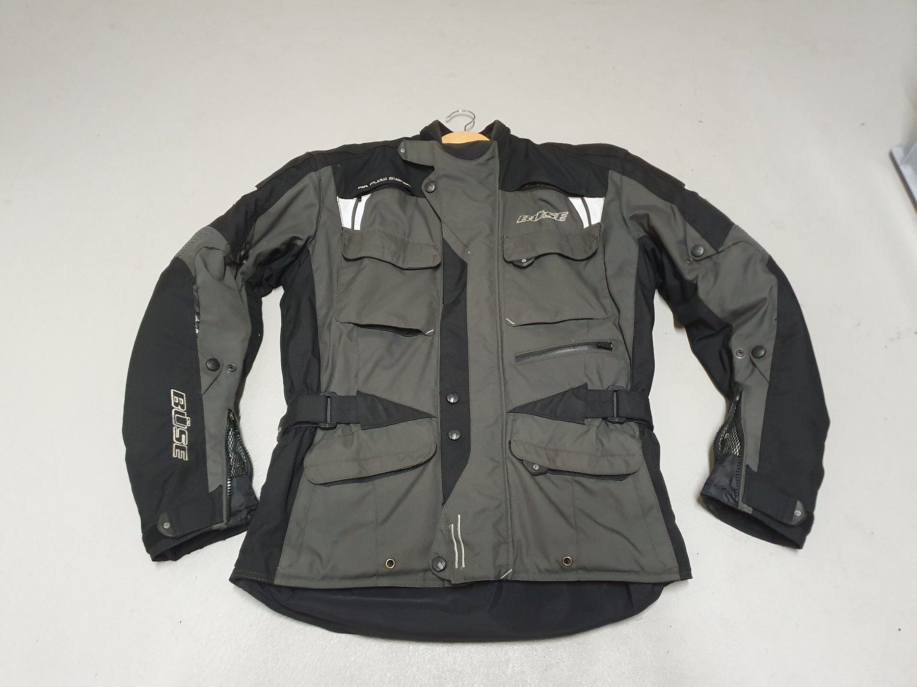 Vestes: Büse Motorradjacke Gr. S / 48 – D'occasion à Seedorf BE par Audidriver_96