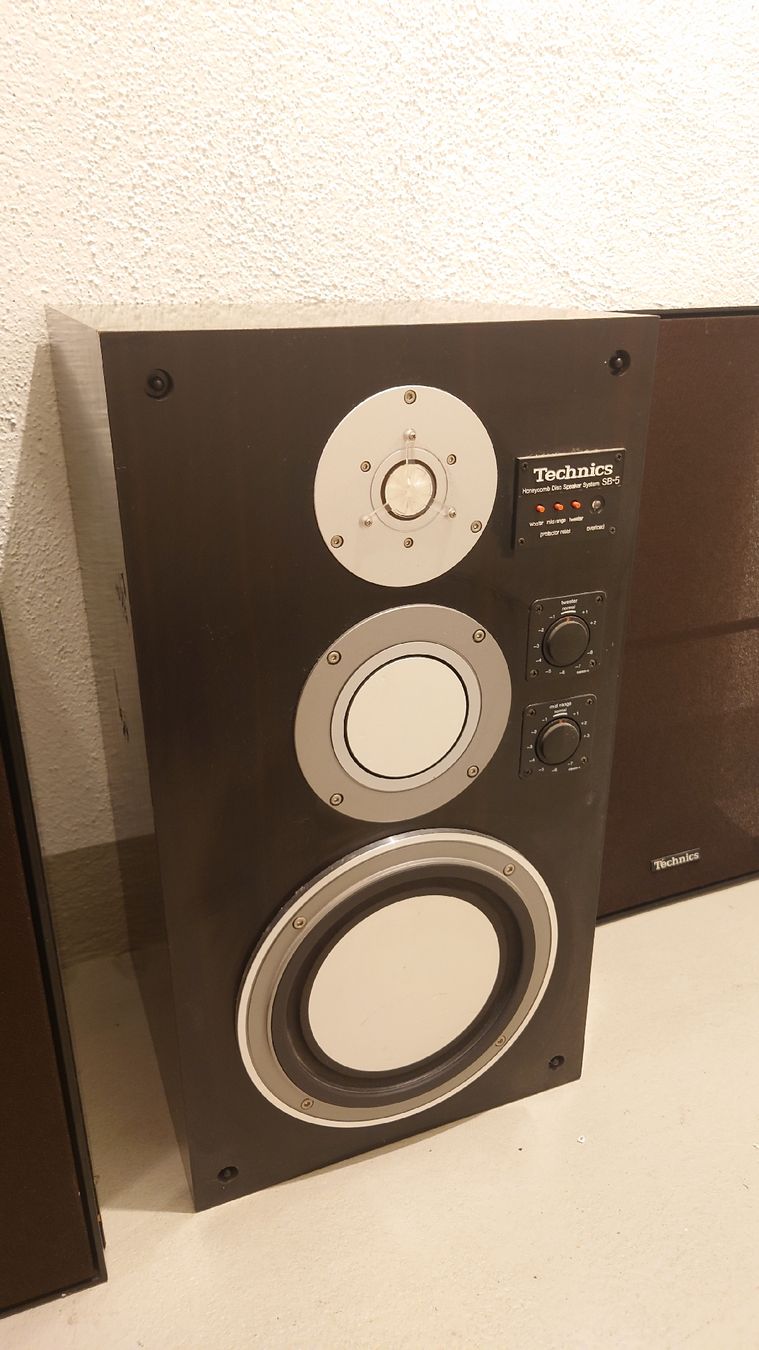 Technics Haut-parleurs: Technics SB-5 Lautsprecher 3-Wege System 8 Ohm gebraucht – D'occasion à Abtwil SG par Ruwn 1
