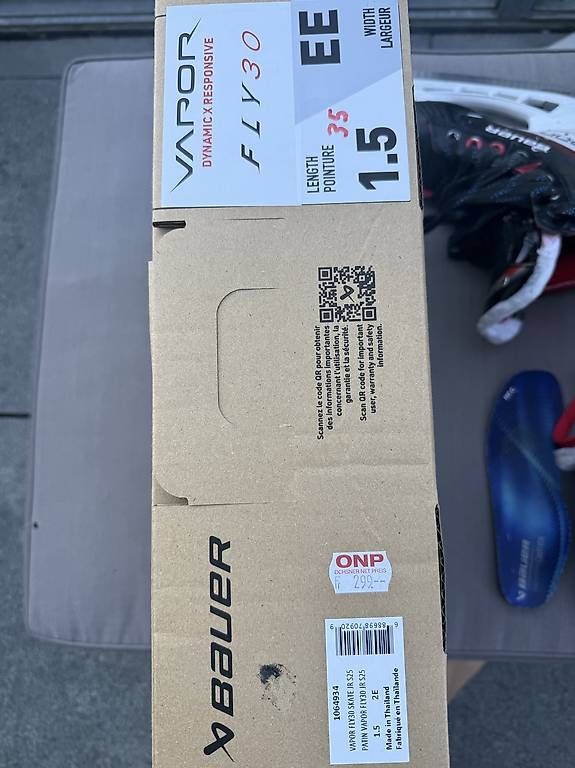 Bauer Pattini da ghiaccio: Bauer Vapor Fly30 Skate JR – Usato da Rueun venduto da arn_y8nd 1
