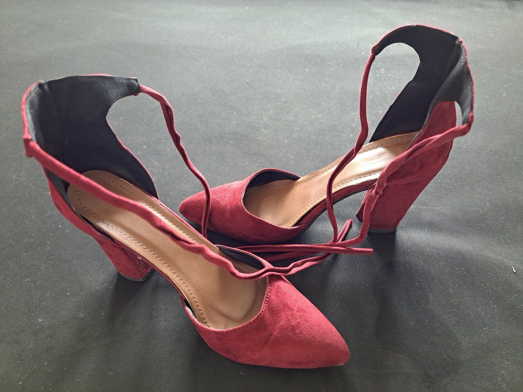 Scarpe da donna: Sandales bordeaux, 37 – Usato da Courrendlin venduto da Aheinza 2