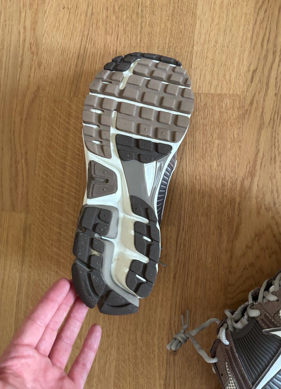 Scarpe da uomo: Nike 45 VOMERO – Usato da Cournillens venduto da aese01 2