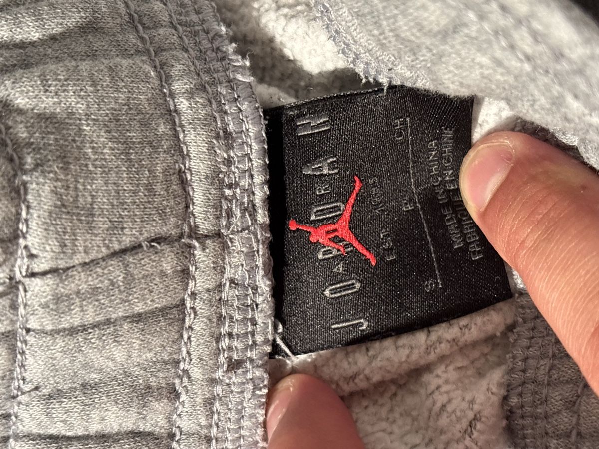 Jordan Pantaloni: Training Jordan taille S – Usato da Genève venduto da Nathanwatchch 2