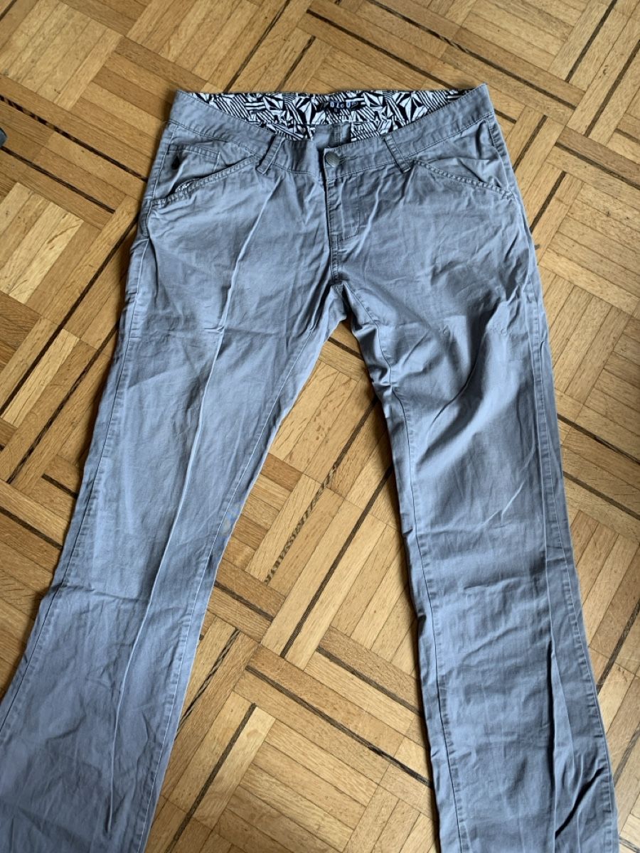 Volcom Pantaloni: Volcom Hose – Usato da Ulrichen venduto da nat_qwf5