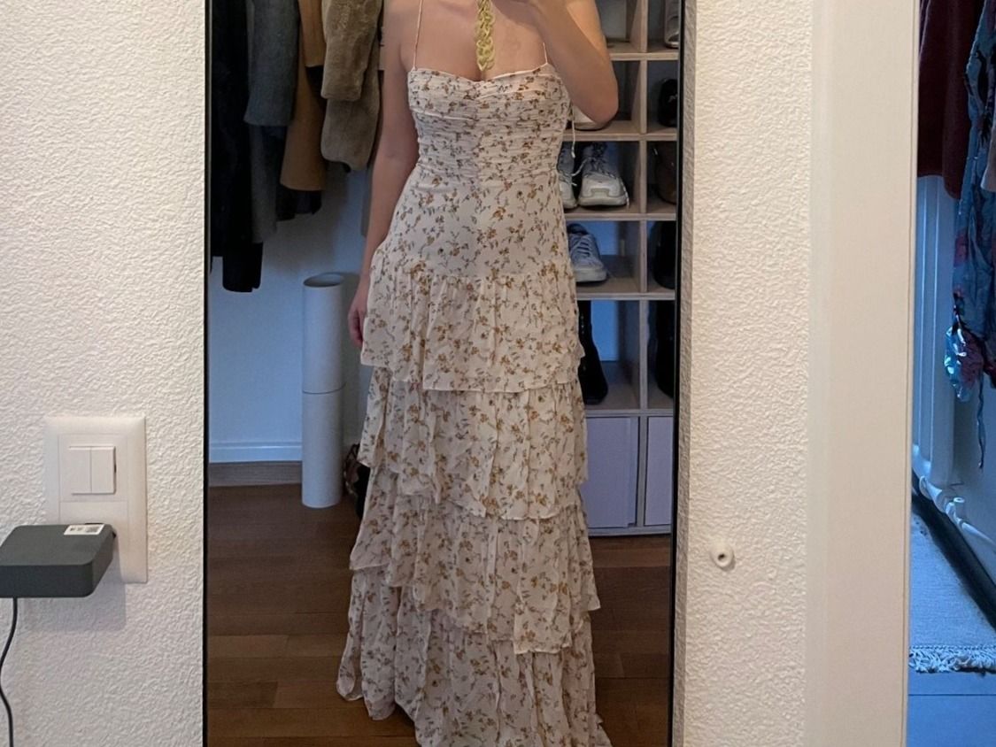 Vestiti: Wunderschönes Kleid von Reformation – Usato da Zürich venduto da lexi_alex 3