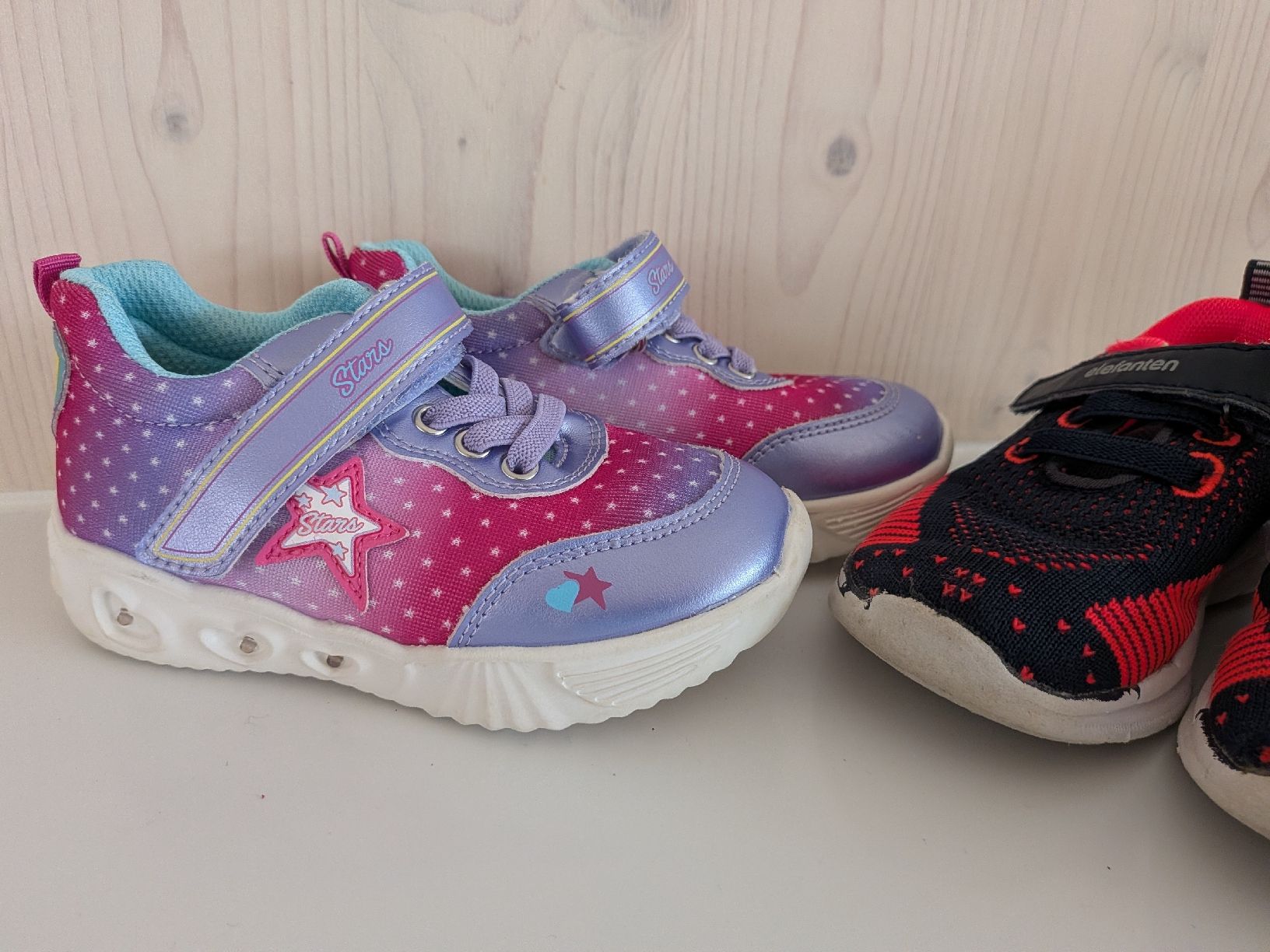 Adidas Scarpe per ragazze: Schuhset 24 – Usato da Unteriberg venduto da Minka99 2