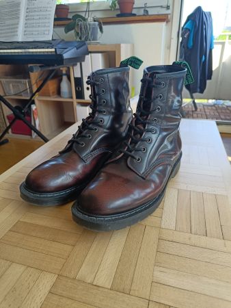 Solovair Burgundy 45.5